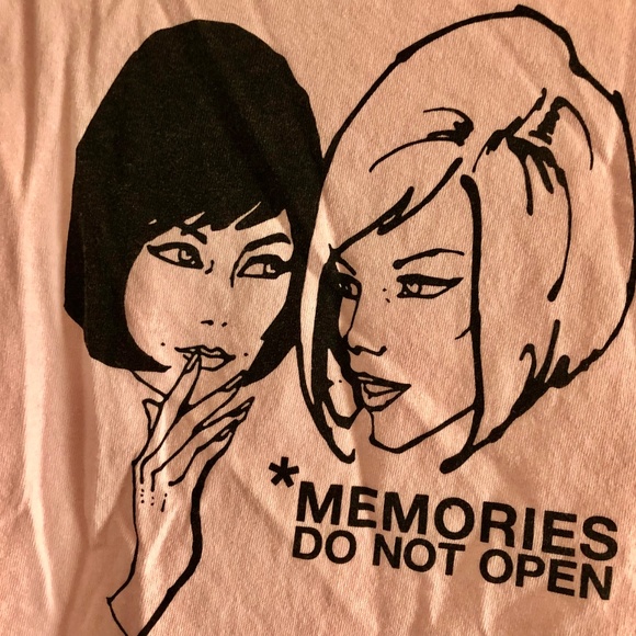 Chainsmokers Memories Do Not Open Tour Shirt Pink - M - Picture 3 of 5